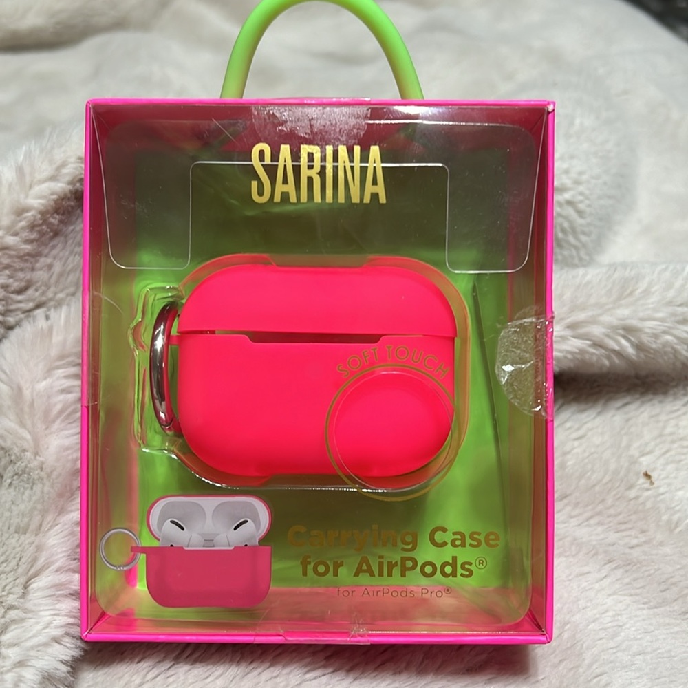SARINA— Carrying case for Airpods (Airpods Pro)